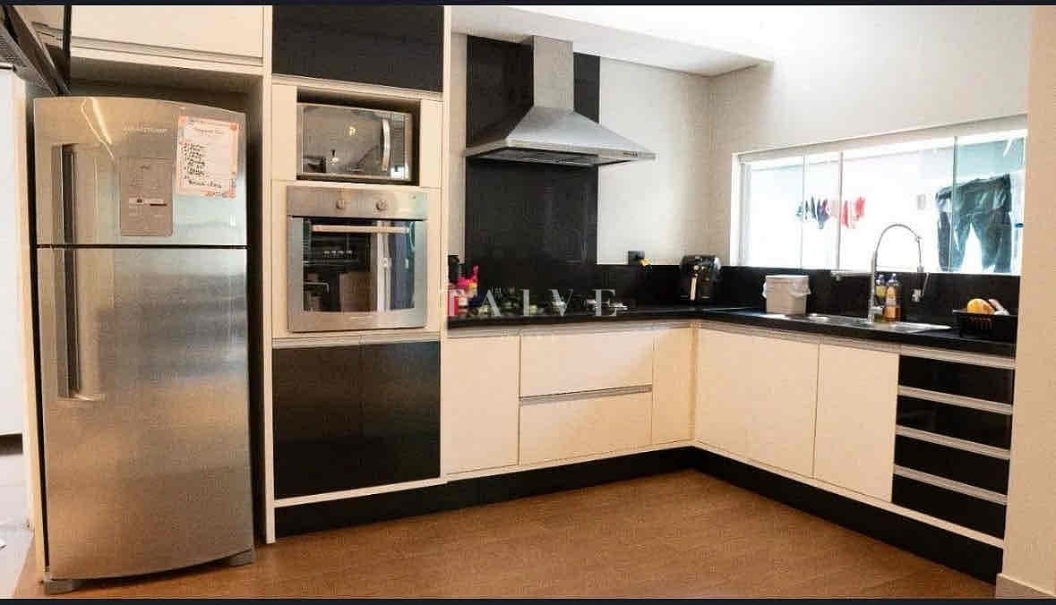 Casa, 3 quartos, 185 m² - Foto 4