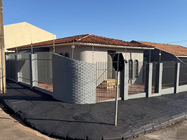 Foto do Casa - Casa para locação, Conjunto Habitacional Karina, Maringá, PR | Teto imoveis MGA