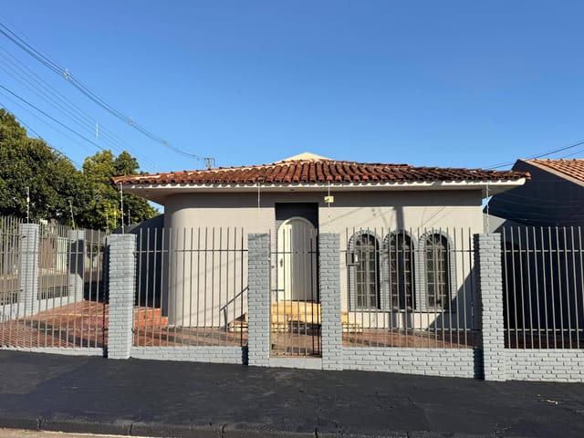 Foto do Casa - Casa para locação, Conjunto Habitacional Karina, Maringá, PR | Teto imoveis MGA