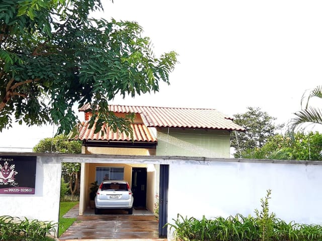 Casa com 360m² 3 quartos e 2 banheiros, à venda, no bairro Jardim Tangará em Caldas Novas