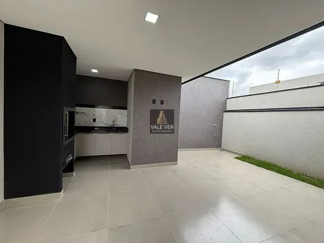 Casa com 175m² 3 quartos e 3 banheiros, à venda, no bairro Portal dos Passaros em São José dos Campos