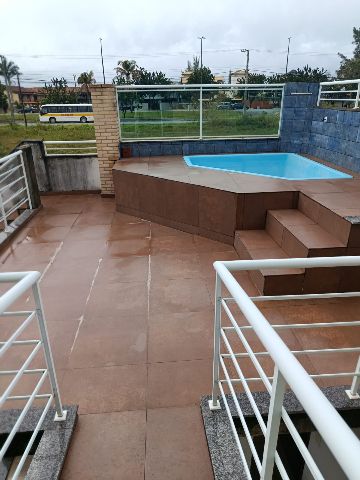 Casa 3 quartos e 4 banheiros, à venda ou para alugar, no bairro Jardim Campomar em Rio das Ostras