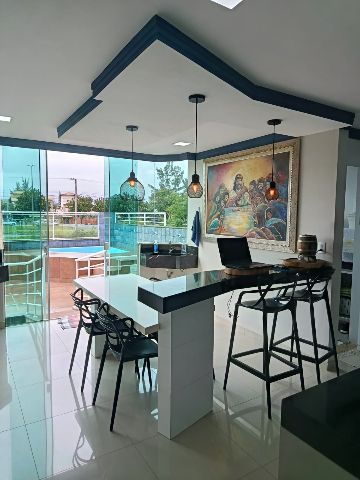 Casa 3 quartos e 4 banheiros, à venda ou para alugar, no bairro Jardim Campomar em Rio das Ostras