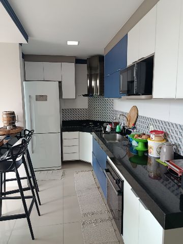Casa 3 quartos e 4 banheiros, à venda ou para alugar, no bairro Jardim Campomar em Rio das Ostras