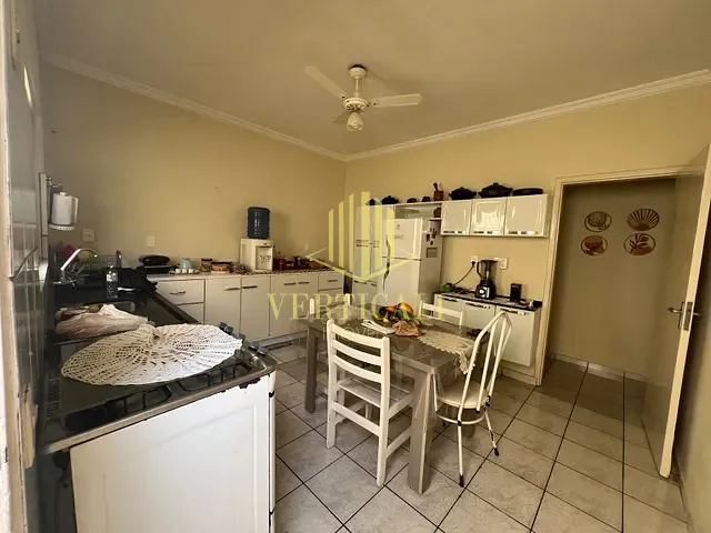 Casa com 360m² 3 quartos e 3 banheiros, à venda, no bairro Jardim Independência  em Cuiabá