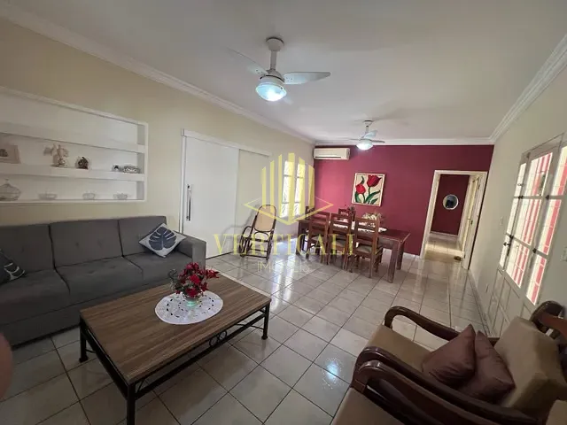Casa com 360m² 3 quartos e 3 banheiros, à venda, no bairro Jardim Independência  em Cuiabá