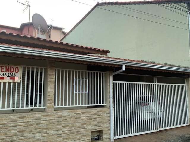 Casa com 200m² 3 quartos e 1 banheiro, à venda, no bairro Morbidelli em Extrema
