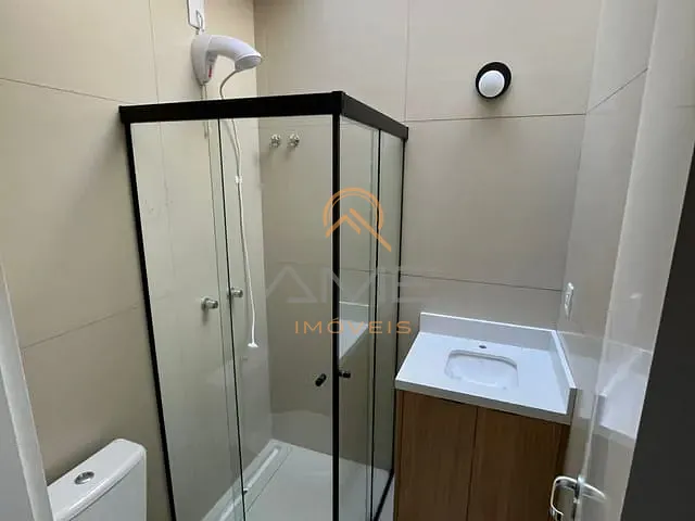 Casa 3 quartos e 2 banheiros, à venda, no bairro Las Acácias em Pelotas