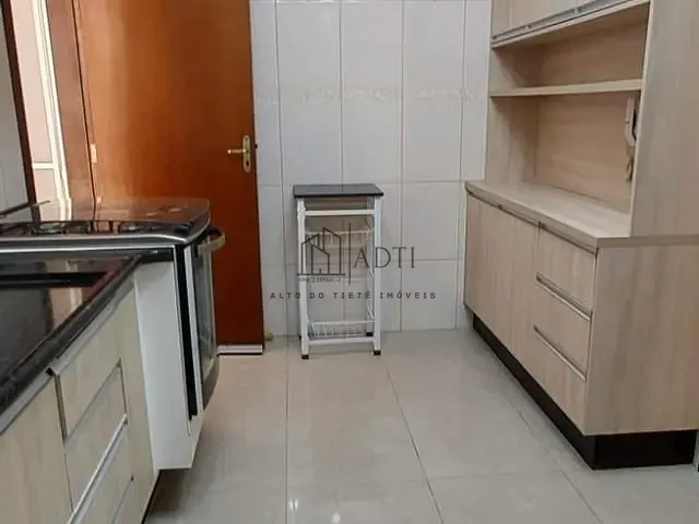 Casa 3 quartos e 2 banheiros, à venda, no bairro Vila Caputera em Mogi das Cruzes