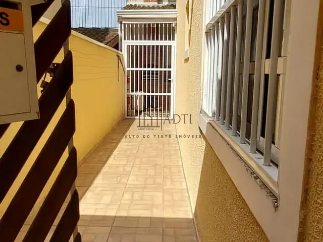 Casa 3 quartos e 2 banheiros, à venda, no bairro Vila Caputera em Mogi das Cruzes