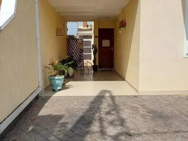 Casa 3 quartos e 2 banheiros, à venda, no bairro Vila Caputera em Mogi das Cruzes