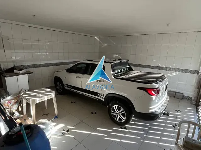 Casa 3 quartos e 4 banheiros, à venda, no bairro Grã-Duquesa em Governador Valadares