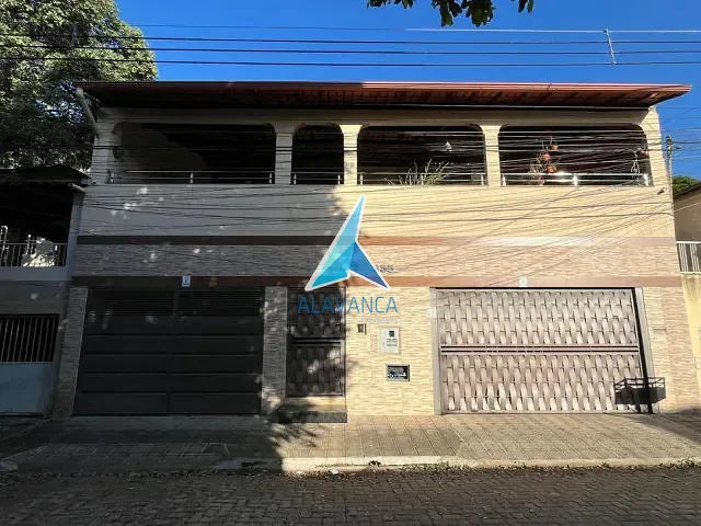 Casa 3 quartos e 4 banheiros, à venda, no bairro Grã-Duquesa em Governador Valadares