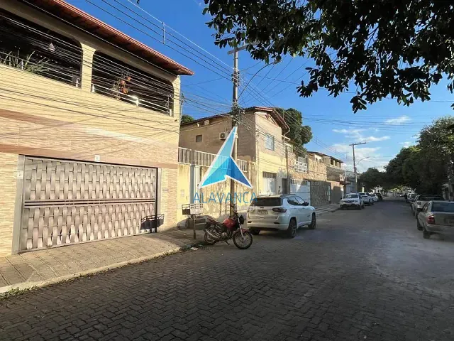 Casa 3 quartos e 4 banheiros, à venda, no bairro Grã-Duquesa em Governador Valadares
