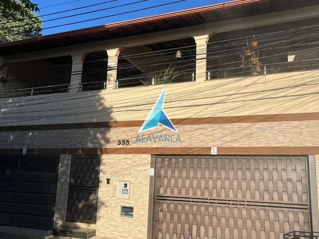 Casa 3 quartos e 4 banheiros, à venda, no bairro Grã-Duquesa em Governador Valadares