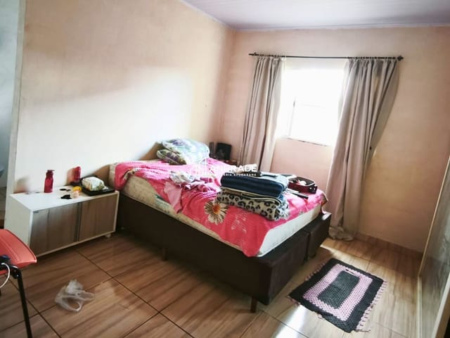Casa com 150m² 3 quartos e 1 banheiro, à venda, no bairro Jardim Primavera em Apucarana