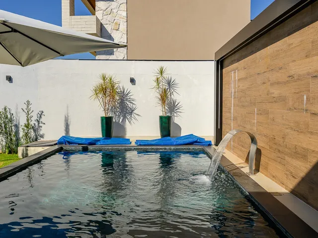 Casa com 600m² 3 quartos e 4 banheiros, à venda, no bairro Setor Habitacional Arniqueira (Águas Claras) em Brasília