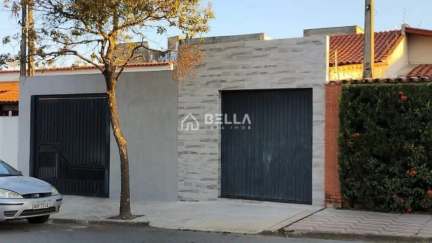 Casa à venda e aluguel com 3 quartos, 225m² - Foto 2