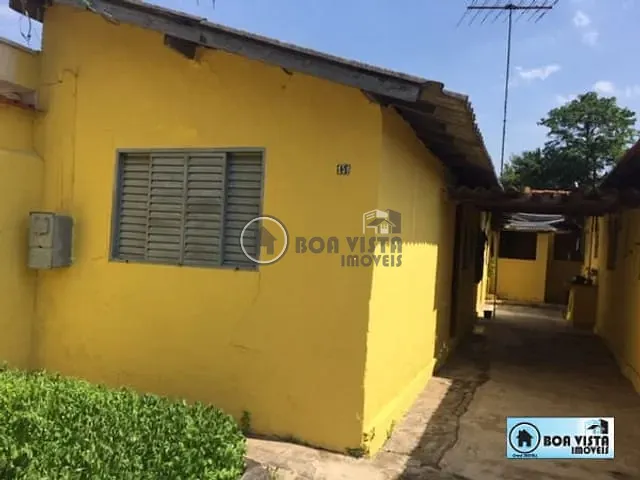 Casa com 250m² 3 quartos e 1 banheiro, à venda, no bairro Sítio São José em Suzano