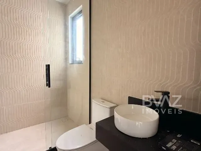 Casa com 230m² 3 quartos e 5 banheiros, à venda, no bairro Nova São Pedro em São Pedro da Aldeia