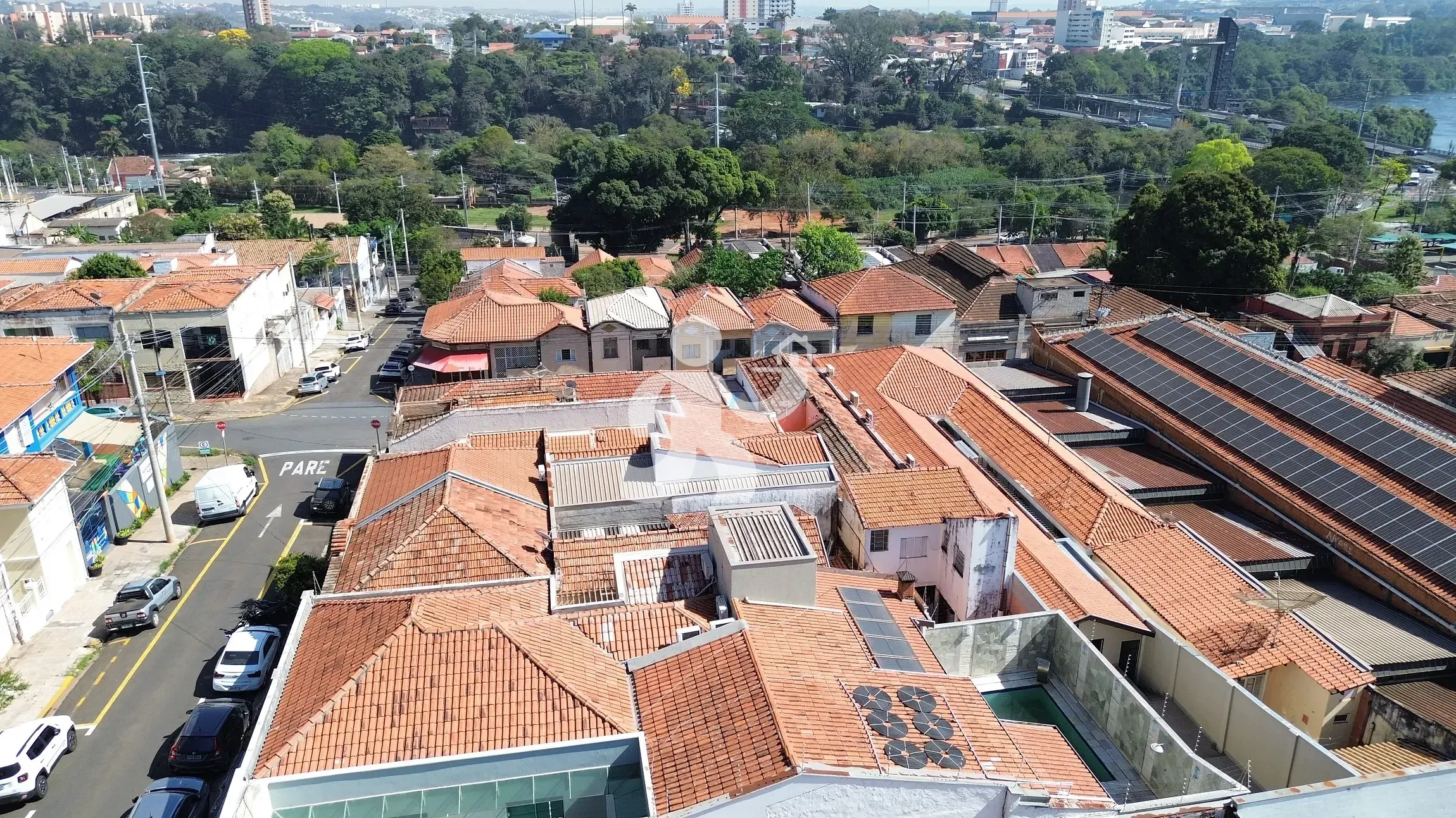 Casa, 3 quartos, 200 m² - Foto 1