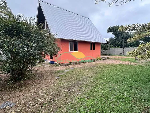 Casa com 371m² 1 quarto e 1 banheiro, à venda, no bairro Campeche em Florianópolis