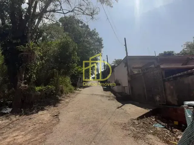 Casa com 330m² 3 quartos e 2 banheiros, à venda, no bairro Ipanema do Meio em Sorocaba