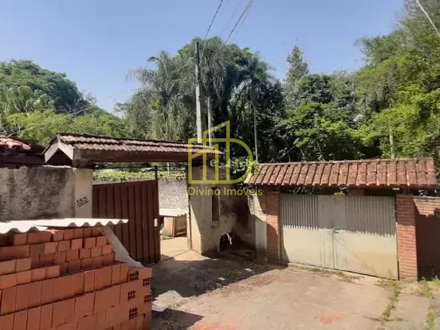Casa com 330m² 3 quartos e 2 banheiros, à venda, no bairro Ipanema do Meio em Sorocaba