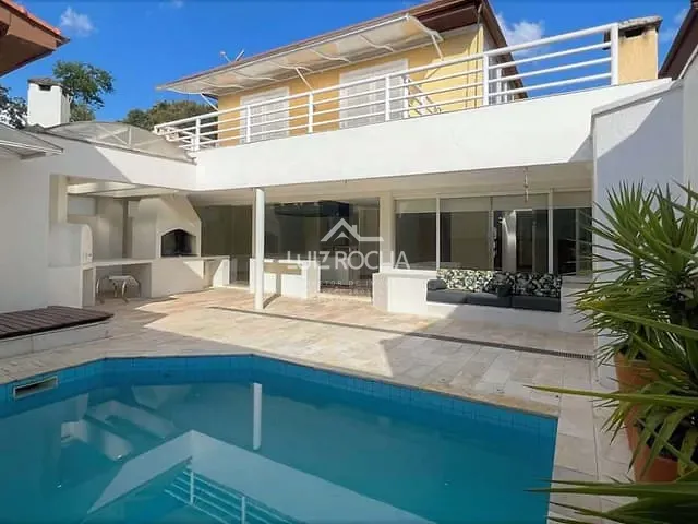 Casa com 345m² 4 quartos e 5 banheiros, à venda, no bairro Jardim São Paulo II em Cotia