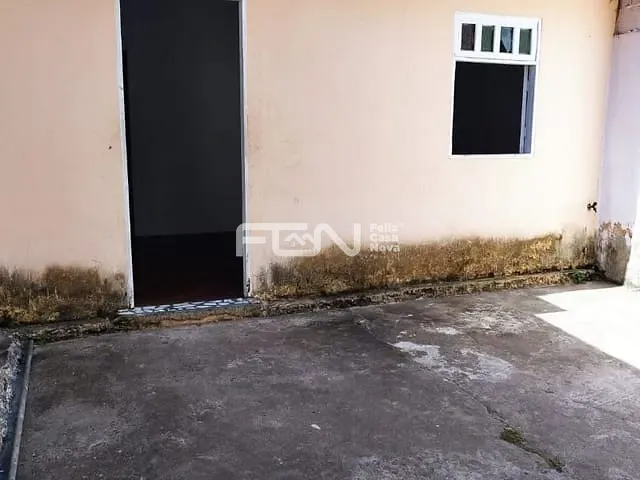 Casa com 100m² 2 quartos e 2 banheiros, à venda, no bairro novo horizonte em Camaçari