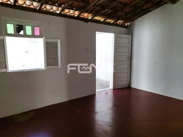 Casa com 100m² 2 quartos e 2 banheiros, à venda, no bairro novo horizonte em Camaçari