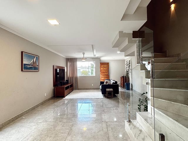 Casa com 130m² 3 quartos e 3 banheiros, à venda, no bairro Morada de Laranjeiras em Serra