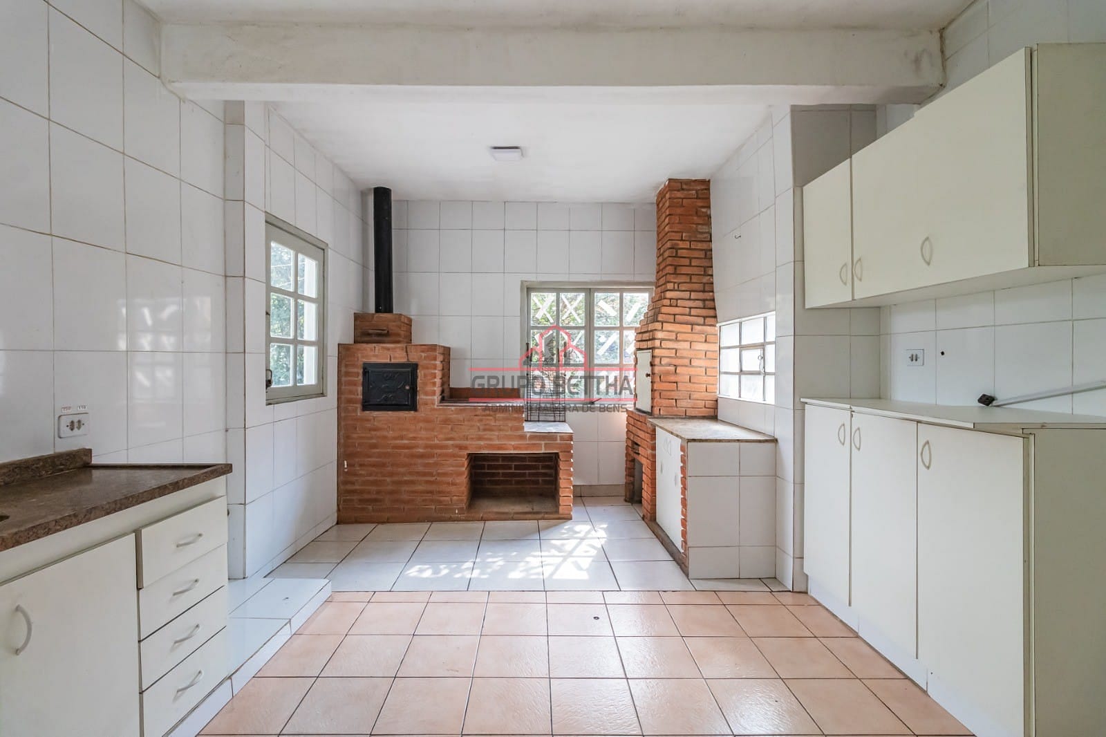 Casa à venda com 2 quartos, 334m² - Foto 19