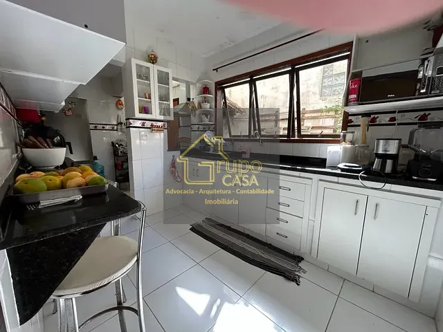Casa com 300m² 4 quartos e 3 banheiros, à venda, no bairro Recanto de Itaipuaçu (Itaipuaçu) em Maricá