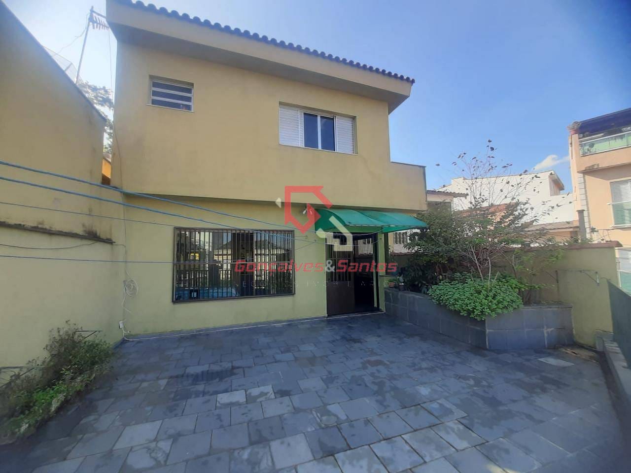 Casa à venda e aluguel com 2 quartos, 10m² - Foto 1