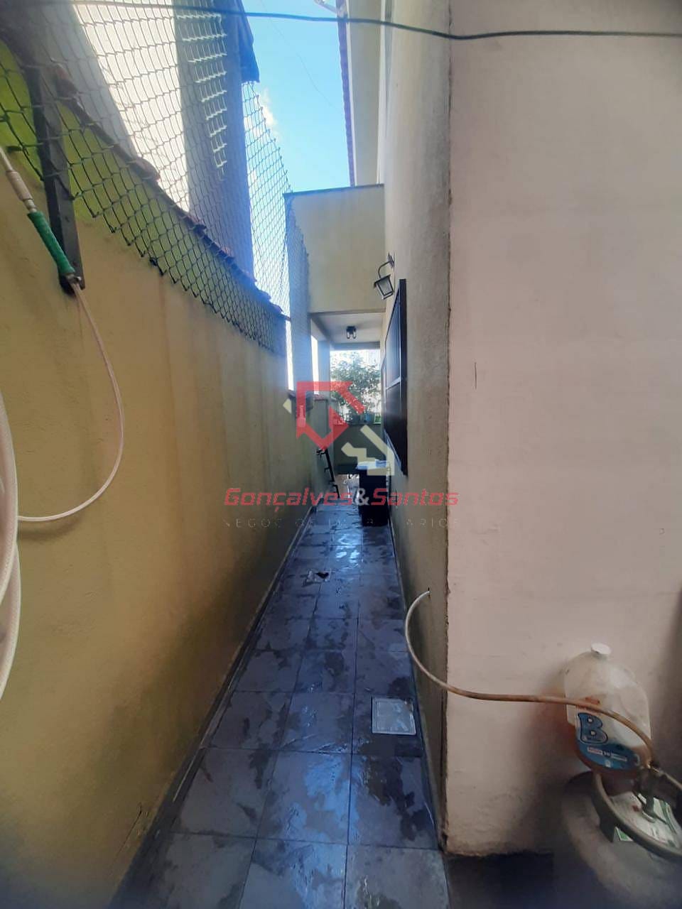 Casa à venda e aluguel com 2 quartos, 10m² - Foto 6