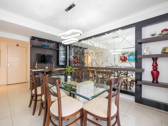 Foto do Casa - Tarumã, Triplex, 240m² privativos, Próximo ao Jockey Plaza Shopping e Colégio Militar, ático, lareira, à venda, Curitiba, PR | Imobiliária GreenVille