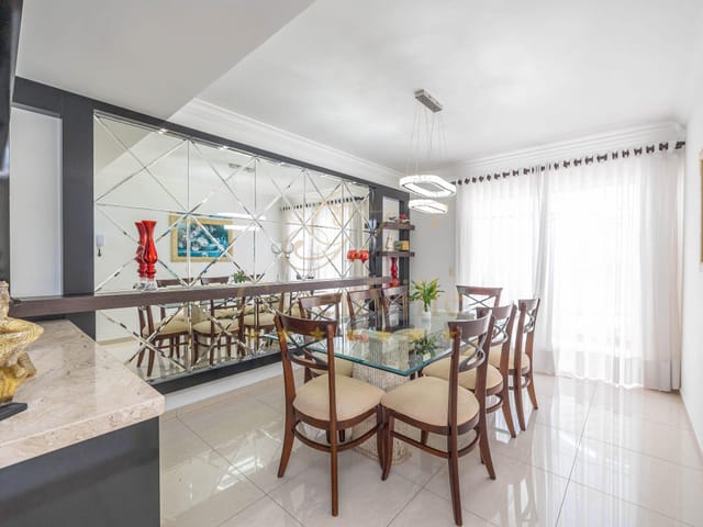 Foto do Casa - Tarumã, Triplex, 240m² privativos, Próximo ao Jockey Plaza Shopping e Colégio Militar, ático, lareira, à venda, Curitiba, PR | Imobiliária GreenVille