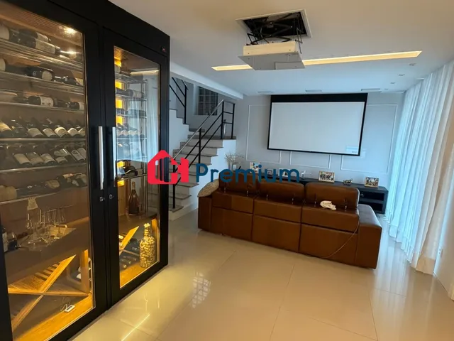 Casa 4 quartos e 5 banheiros, à venda, no bairro Barra da Tijuca em Rio de Janeiro