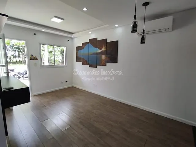 Casa com 146m² 2 quartos e 2 banheiros, à venda, no bairro Condomínio Vila das Tulipas em Holambra