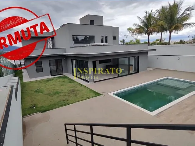 Casa com 1200m² 6 quartos e 8 banheiros, à venda ou para alugar, no bairro Medeiros em Jundiaí