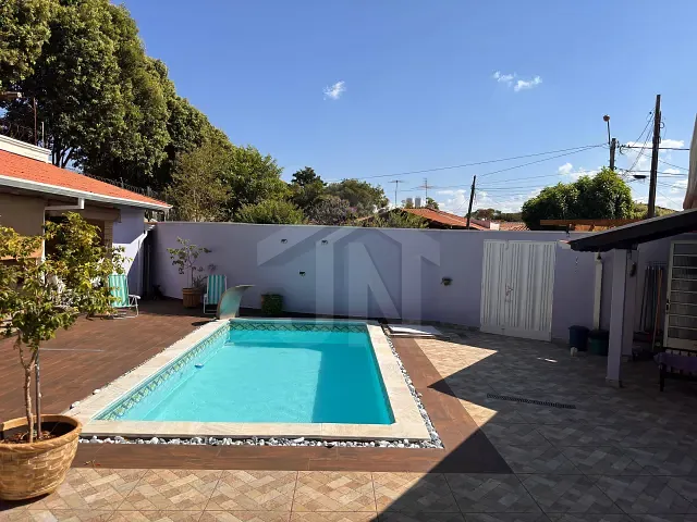 Casa com 408m² 3 quartos e 3 banheiros, à venda, no bairro Jardim Interlagos em Ribeirão Preto