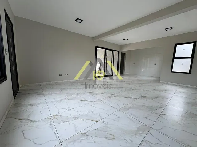 Casa com 240m² 3 quartos e 2 banheiros, à venda, no bairro Roça Grande em Colombo
