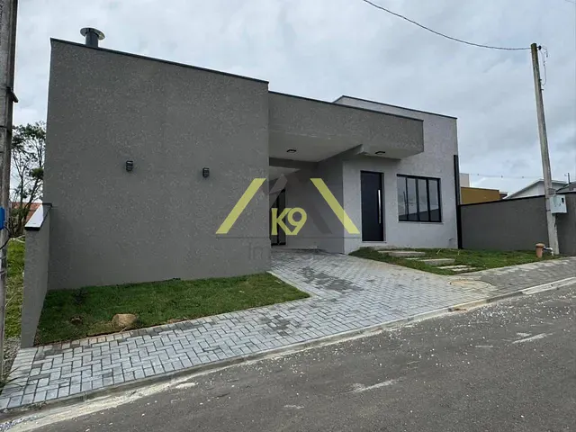 Casa com 240m² 3 quartos e 2 banheiros, à venda, no bairro Roça Grande em Colombo