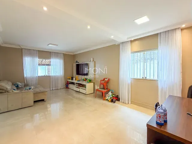 Casa 3 quartos e 3 banheiros, à venda, no bairro Setor Habitacional Vicente Pires em Brasília