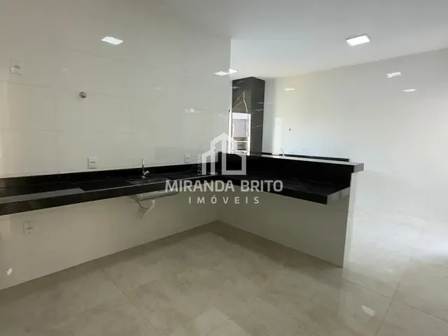 Casa 3 quartos e 2 banheiros, à venda, no bairro Residencial Solar Central Park em Aparecida de Goiânia