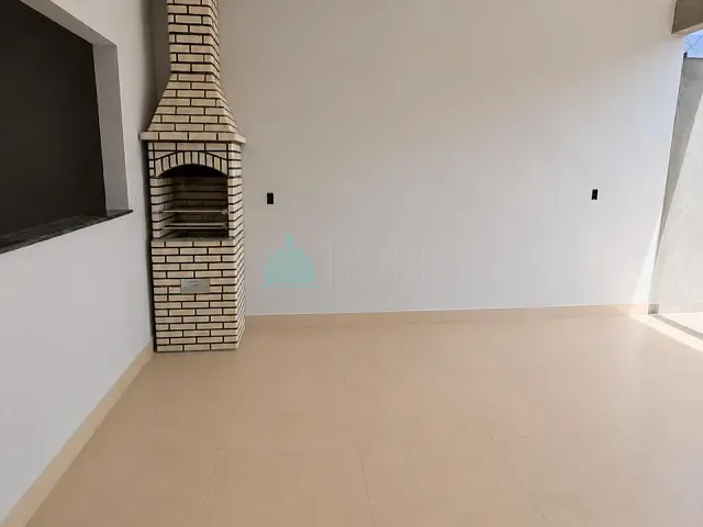 Casa 2 quartos e 1 banheiro, à venda, no bairro São Lucas em Catalão