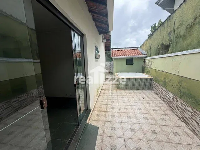 Casa 3 quartos e 2 banheiros, à venda, no bairro Santa Cruz em Itapira