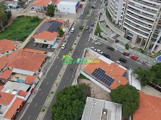 Casa com 651m² 4 quartos e 4 banheiros, à venda, no bairro Jóquei em Teresina