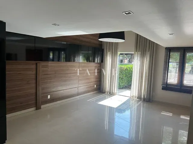 Casa com 316m² 4 quartos e 6 banheiros, à venda, no bairro Esperança em Londrina